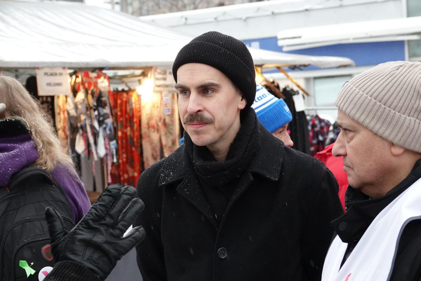 Kohtaamisia Tikkurilan joulumarkkinoilla 7.12.
